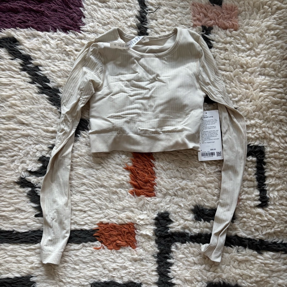 Lululemon crop long sleeve
